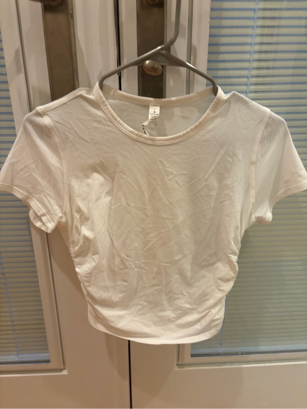 lululemon athletica Cream Short Sleeve Cropped Crew Tee